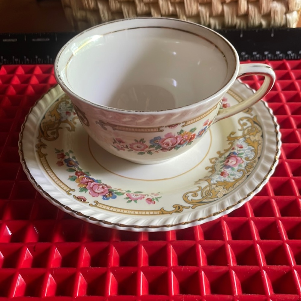 ANTIQUE JOHNSON BROS ‘OLD ENGLISH’ FLORAL TEACUP AND SAUCER